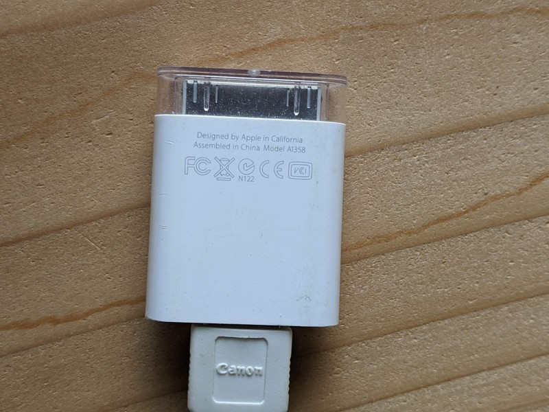 Apple USB to 30 Pin Adapter Model A1358 Includes Canon Camera Connector Cable gallery