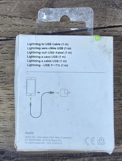 LOT of 6 Apple - 3.3' USB Type A-to-Lightning Charging Cable - White - gallery