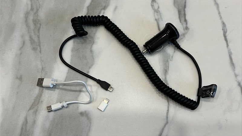 New Kensington PowerBolt 3.4 Car Charger Micro USB, USB-C, & Adapter for Iphone gallery