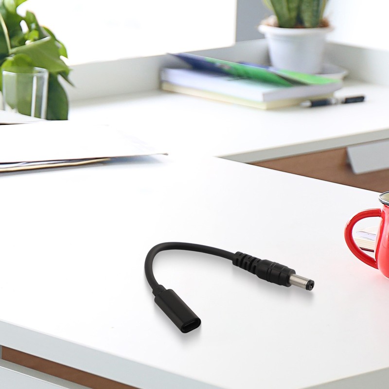 Sleek Black Design USB C Charging Cable Tailored for Starlink Mini Usage gallery