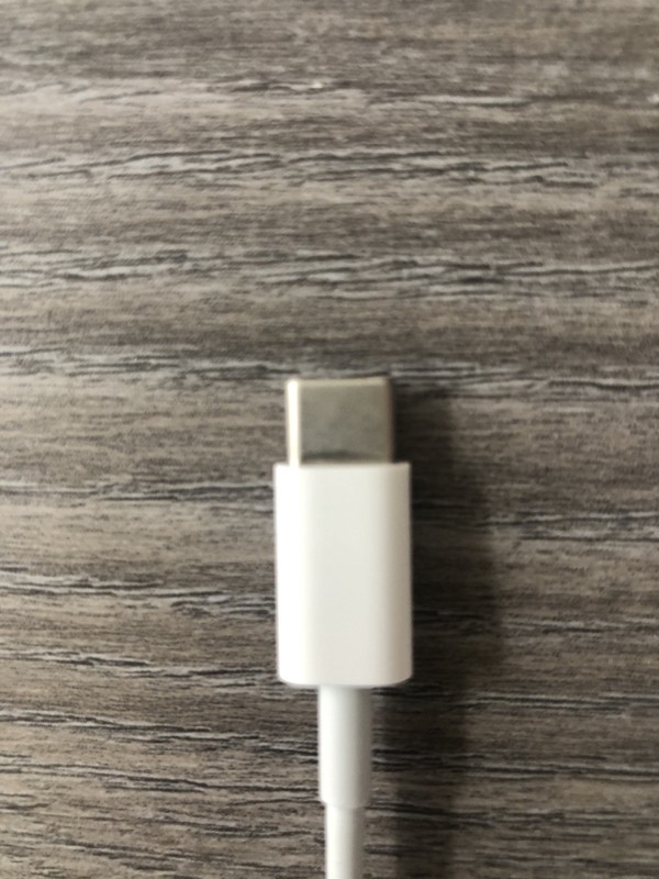 (MUQ93AM/A) Genuine Apple USB-C to Lightning Cable (3.3' / 1m) gallery