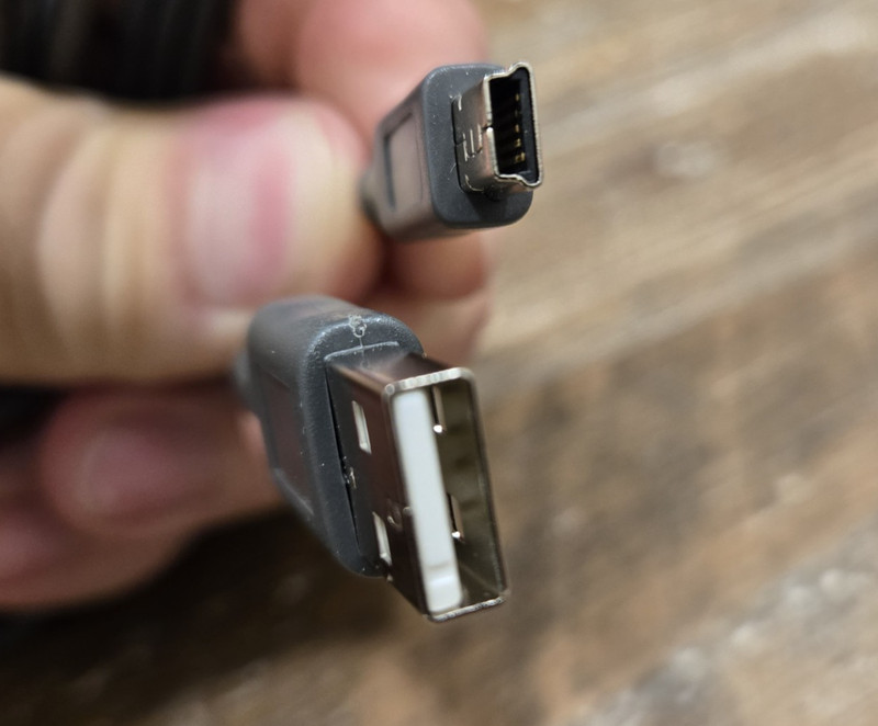 USB to Mini‑USB Cable – Data/Charging Cord for Cameras GPS Devices – Tested Good