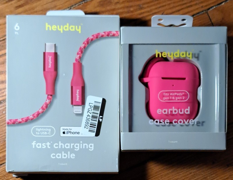 heyday Apple AirPods (1st & 2nd Gen) Silicone Case w/ Clip -Neon Pink + Cable