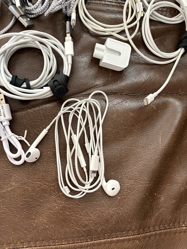 Charging Cords Cables Lot Of 14 USB Phone Headphones Parts Electronics gallery