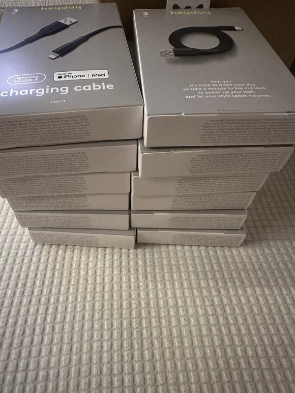12x Heyday 3’ Fast Charge USB-A Flat Charging Cable - Black - NEW Mfi-certified gallery