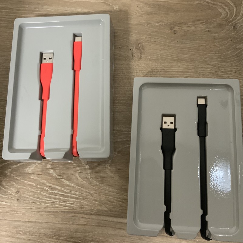 📀 Heyday USB-C Charging Cable 3FT. – SET OF 2 (CORAL & BLACK)
