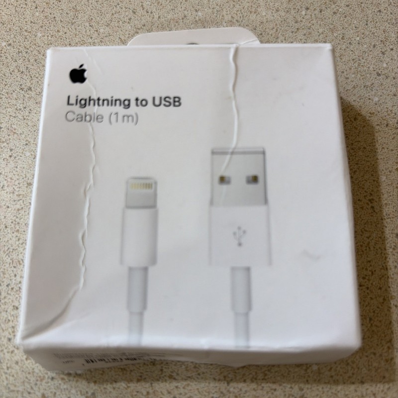 Apple 1 m USB Cable – MQGJ2ZMA