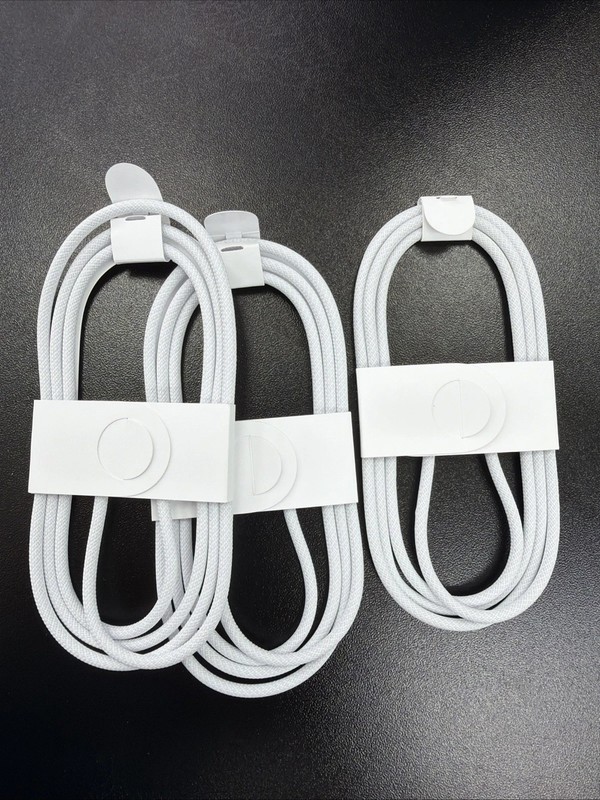 Lot Of 50 Original Apple 1m 3ft Braided USB C to C Cable(17 Pro Max Box Pulled) gallery