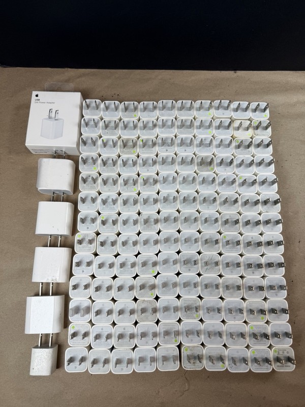 Lot of 136 Genuine OEM Apple Mix Mode 5W USB Power Adapter Cube Charger iPhone