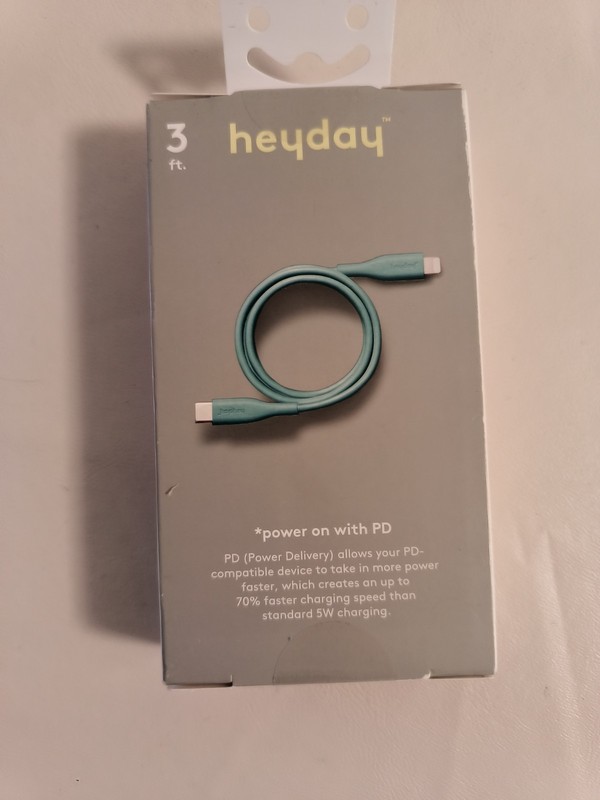 3’ heyday Lighting to USB-C Round Cable gallery