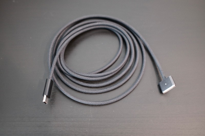 Apple USB-C To Magsafe 3 Cable (2m) – Space Black NEW and unused