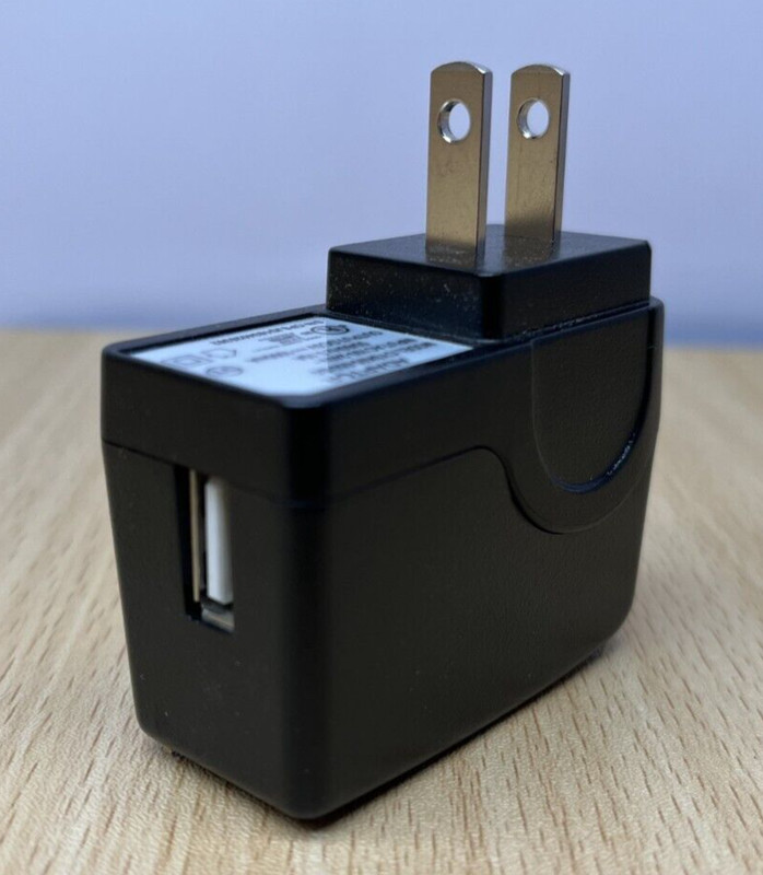 USB 2.0 Wall Charger Adaptor 5V 1000mA Model: CYSK05-050100 gallery