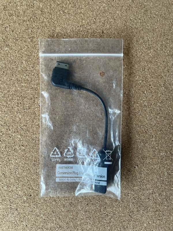 Samsung Conversion Plug AAET503CBE S20-Pin to 3.5mm Headset Jack Adapter-e933