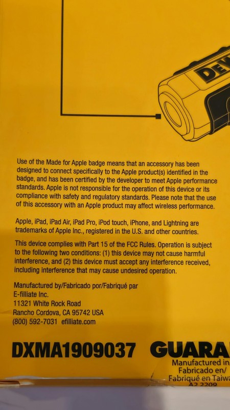 Brand New DEWALT 90 Degree 3.5 MM Adapter For iPhone, iPad, iPod gallery