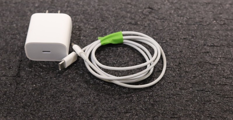 Apple A2305 3597 20W USB-C Fast Power Adapter Charger For Apple iPhone/iPad