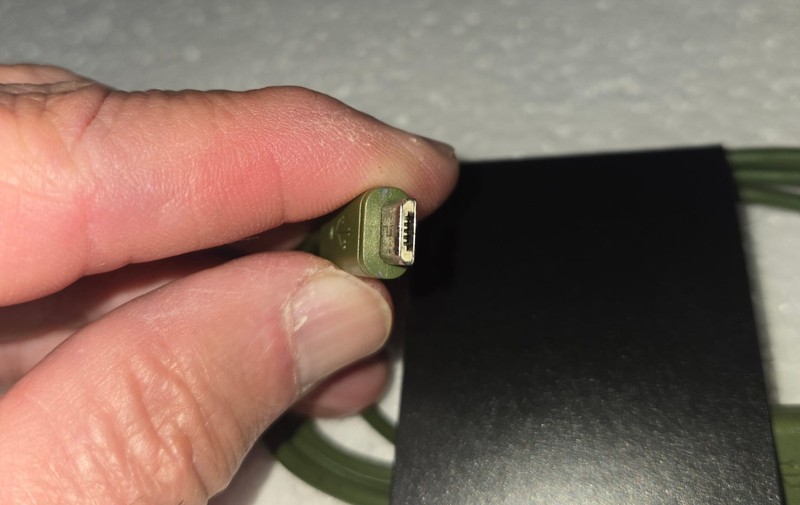 Insignia 3ft Micro USB to USB-A Charge and Sync Cable Olive Sea Green New gallery