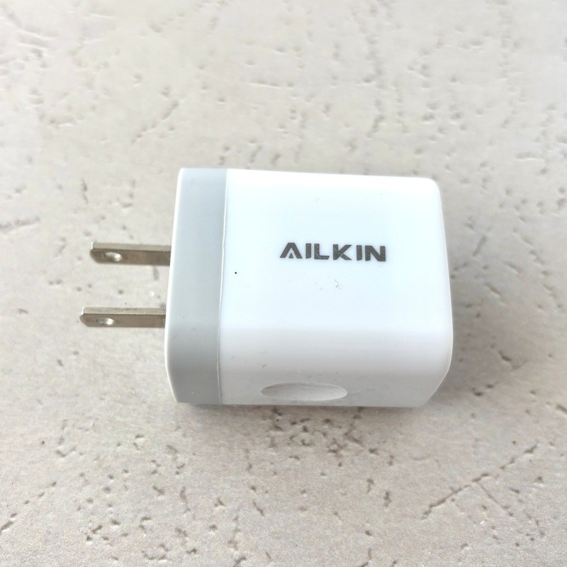 Ailkin USB-C PD 20W Power Adapter - White gallery