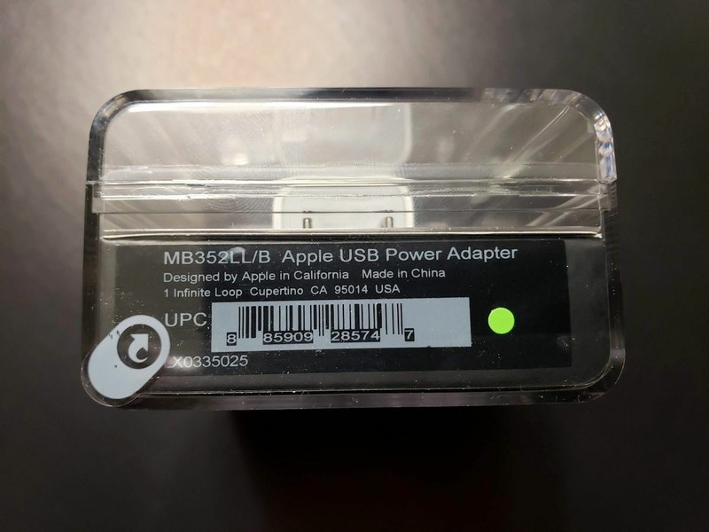 Vintage APPLE USB POWER ADAPTER MB352LL/B & & USB CABLE - NEW SEALED gallery