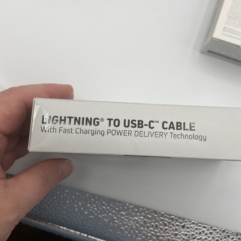 Apple to USB-C Cable ChargeWorx CX4630WH 10 Ft Power Delivery White iPhone gallery