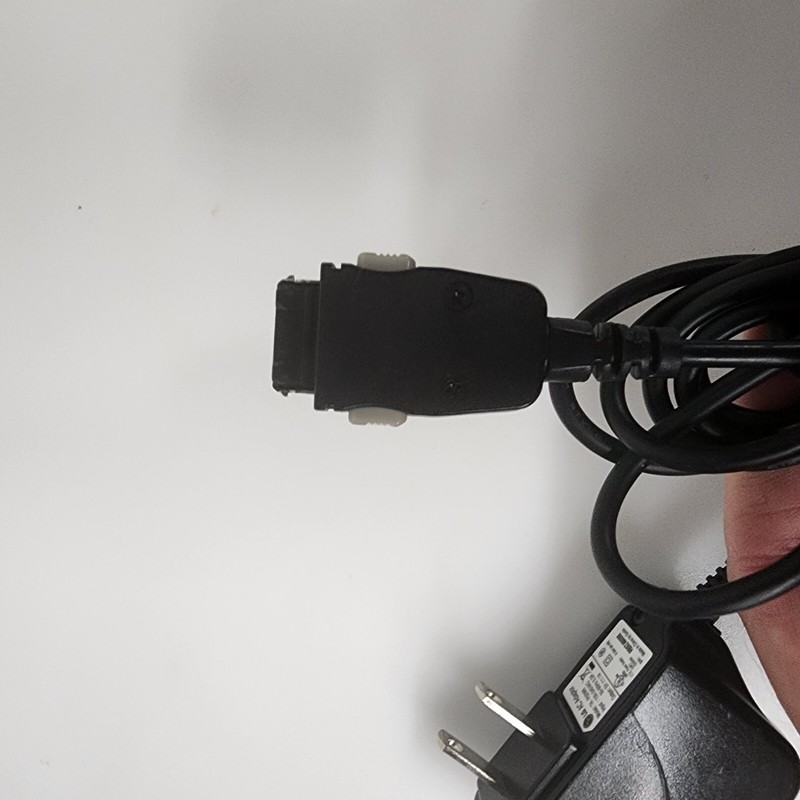 LG TA-P02WR AC Adaptor Power Supply Cellphone Charger Output 5V 1A gallery