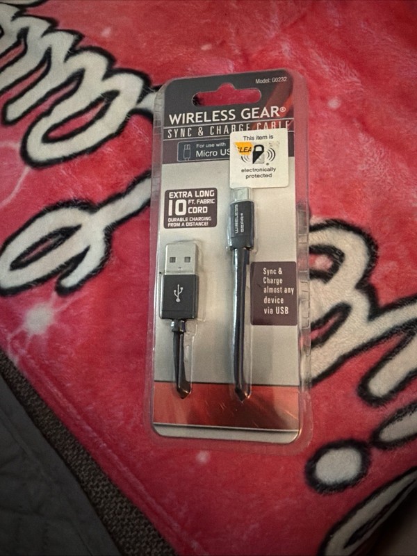 WirelessGear Sync & Charge Cable 10 ft Micro USB Universal Black Flexible
