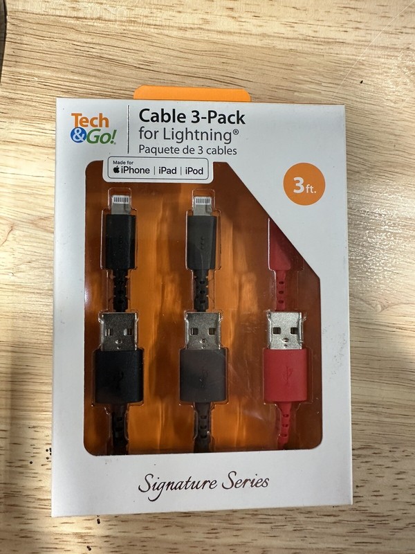 Tech & Go 3 pack Charging Cable 3’ Cable for iPhone iPad iPod (black, gray, red)