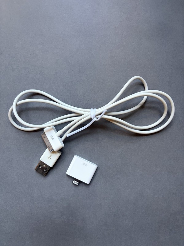 Apple 30-Pin Charging Cable with Apple Lightning to 30-Pin Adapter