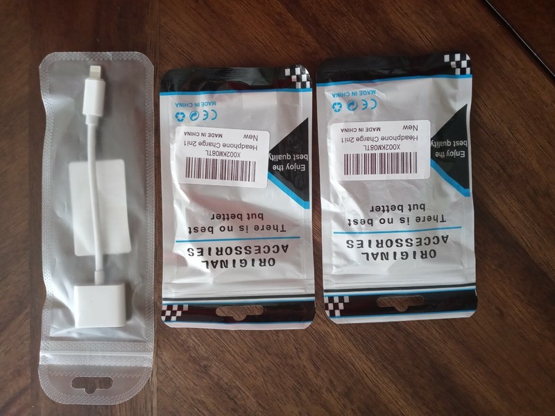 3Pk Headphonecharger 2 in 1.White gallery