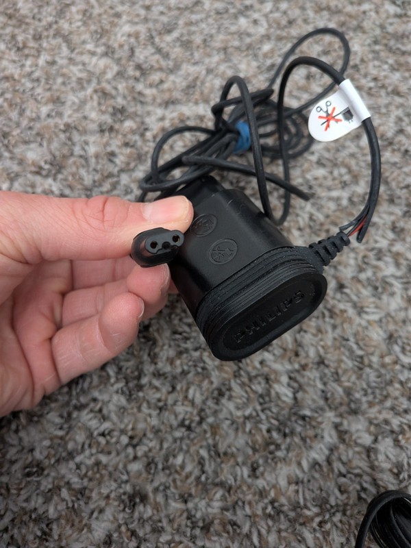 Charging / AC Cable Lot - 9 Cables, Phillips, Samsung, Motorola Etc gallery