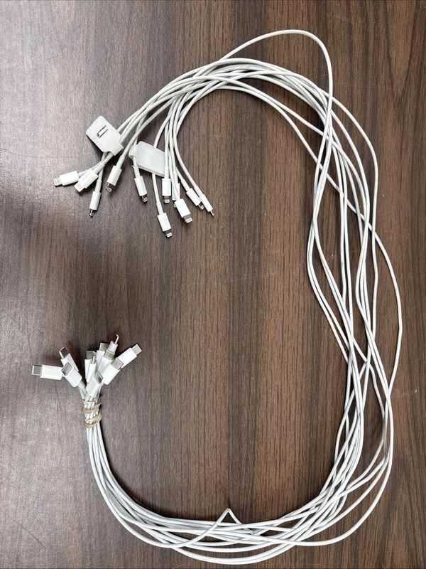 Lot Of 10 Lighting To USB-c 41 Inches And Approximately 3 And Half Feet Long