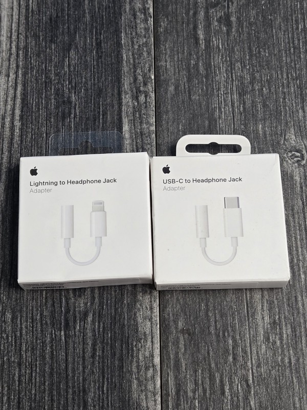Lot Of 2: Apple USB-C to Headphone Jack Adapter A2049 & Lightning To Jack gallery