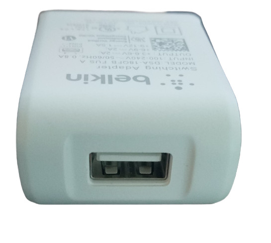Belkin Switching Adapter DSA-18QFB FUS A Fast AC Adapter for USB Devices White gallery