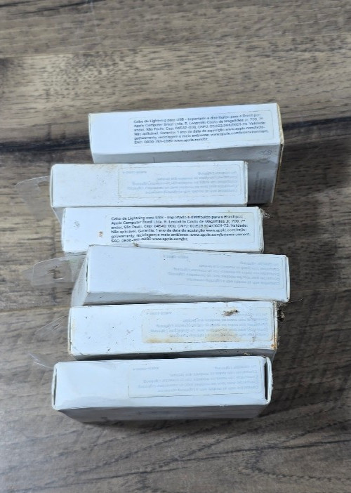 LOT of 6 Apple - 3.3' USB Type A-to-Lightning Charging Cable - White - gallery