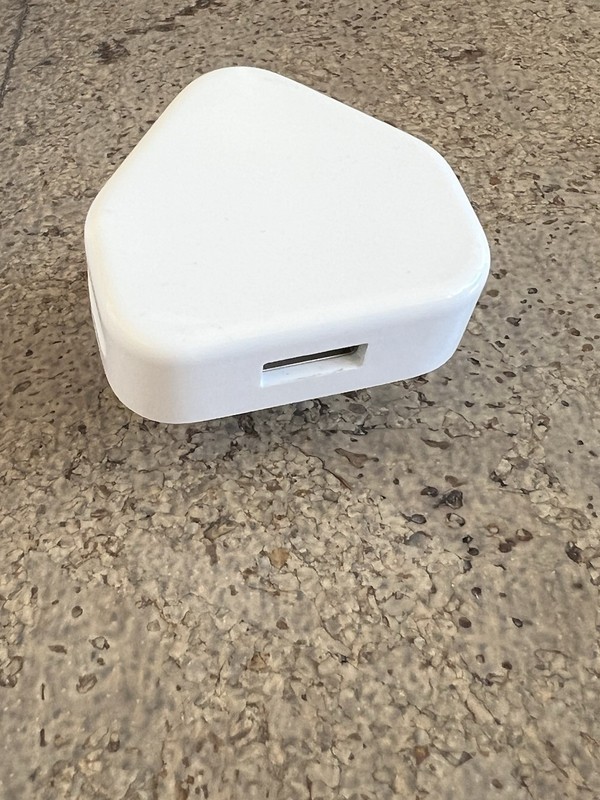 Genuine Apple 5W USB Charger Adapter Plug UK iPhone / iPad / Watch A2128 gallery