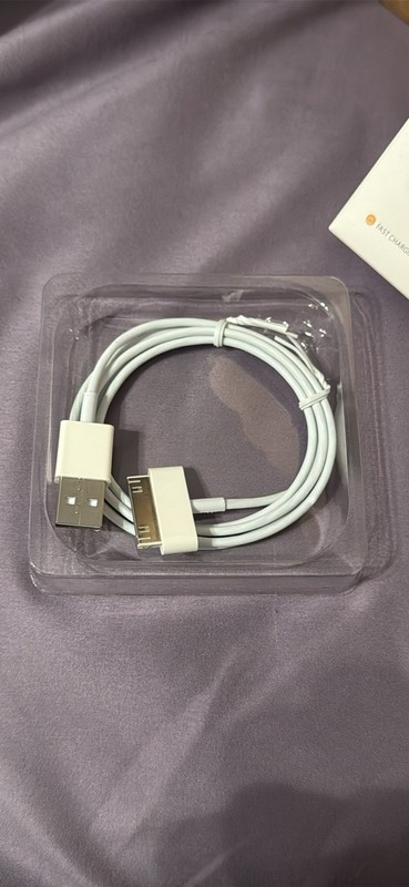 30 Pin Charger Cable gallery