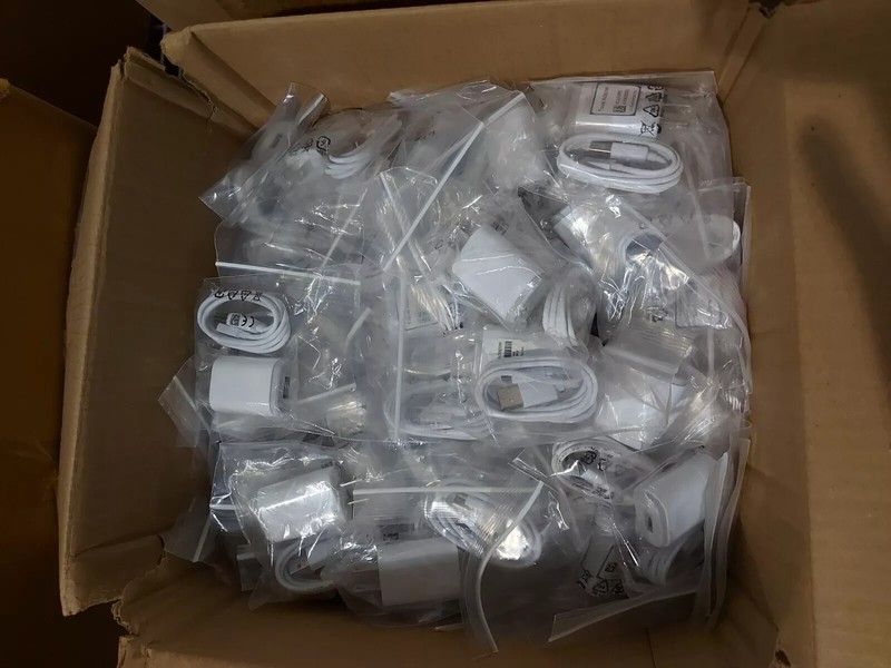 Lot of 100 NEW Original LG White 1.2Amp Wall Charger + Micro USB Data Sync Cable gallery