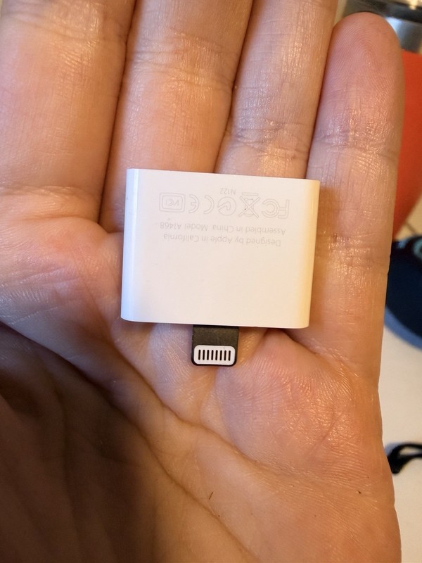 Apple 30-Pin Charging Cable with Apple Lightning to 30-Pin Adapter gallery