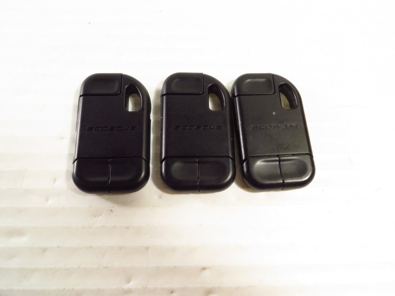 3 PK Scosche flipSYNC II Keychain Charger/ Sync Cable for Micro, Mini-USB Device