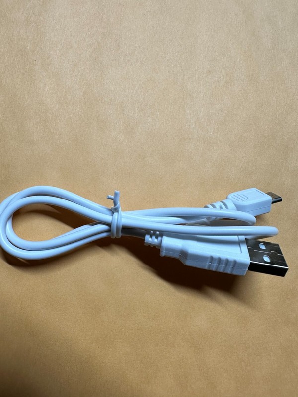 Heavy duty 24″ white Micro USB cable for phones,pc’s cameras, gps or more.