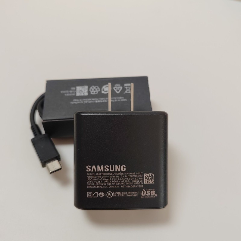 🔥Samsung 45 Watt Super Fast Wall Charger &USB-C Cable Galaxy S24 S24+ S24 Ultra gallery