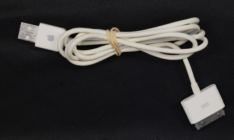 Genuine Apple OEM 39-pin Dock to USB 44" Cable