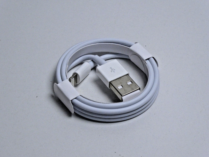 Charging cable for Apple iPhone SE 1st generation, length approx. 1m