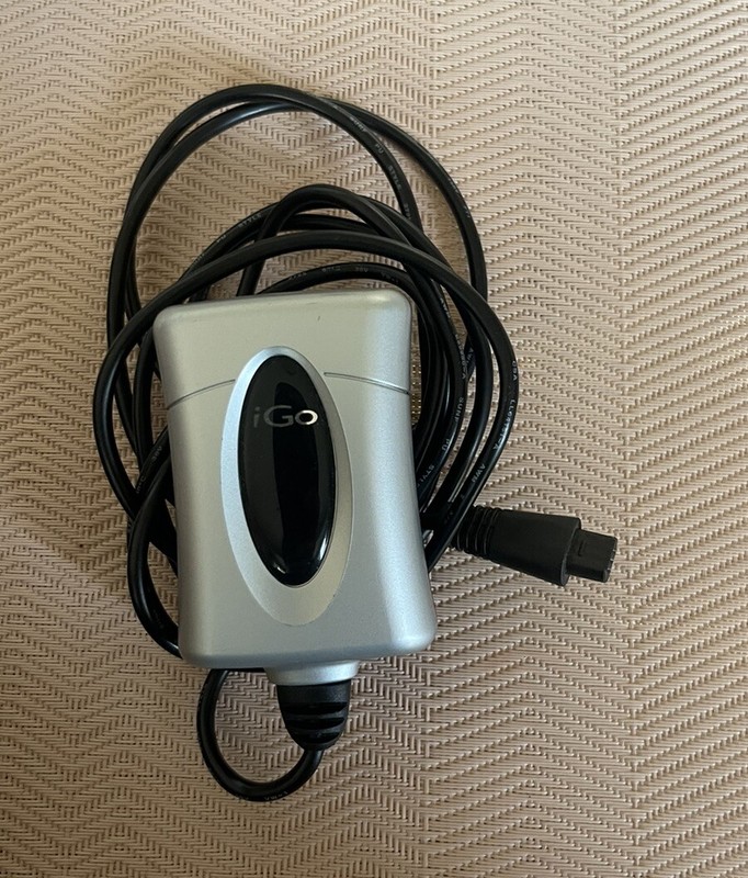 i GO Ac Adapter Model 6630043-0326, Silver And Black Power Supply 6pin Adapter