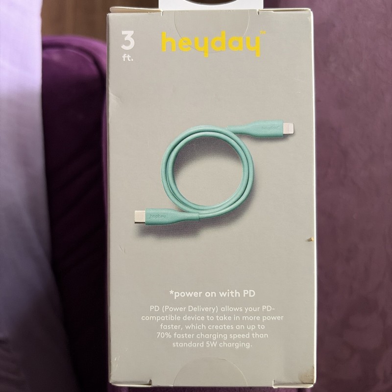 Heyday 3' Lightening To USB-C Fast Charging Cable Turquoise Made For iPhone iPad gallery