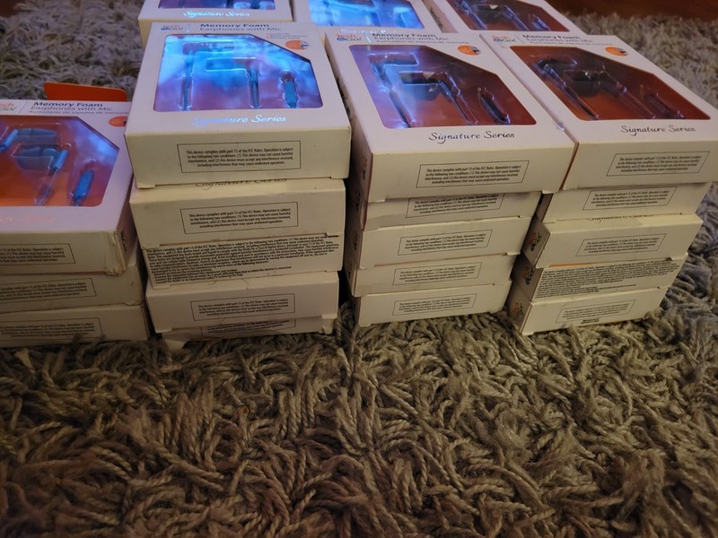 HUGE (98) Tech & Go Braided Micro-USB Charging Cables & Headphone Lot RESELLERS gallery