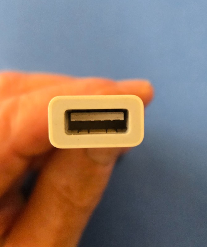 Apple USB‑C to USB Adapter A1632 – Genuine OEM – Used – USB‑C to USB‑A Connector gallery