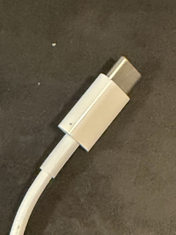 Apple OEM USB-C to Lightning Cable. 1M / 3FT. For iPhone / iPad. Open Box. gallery