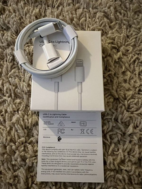high quality 20 W USB-C fast charger adapter for iphone 14/13/12/11/X pro max