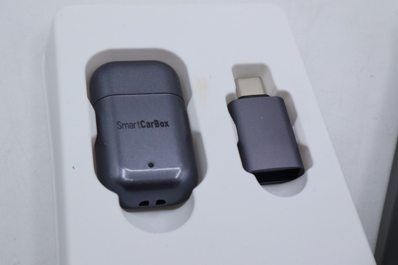 Burnt Sugar Wireless CarPlay Adapter for iPhone ios 10+ Sealed gallery