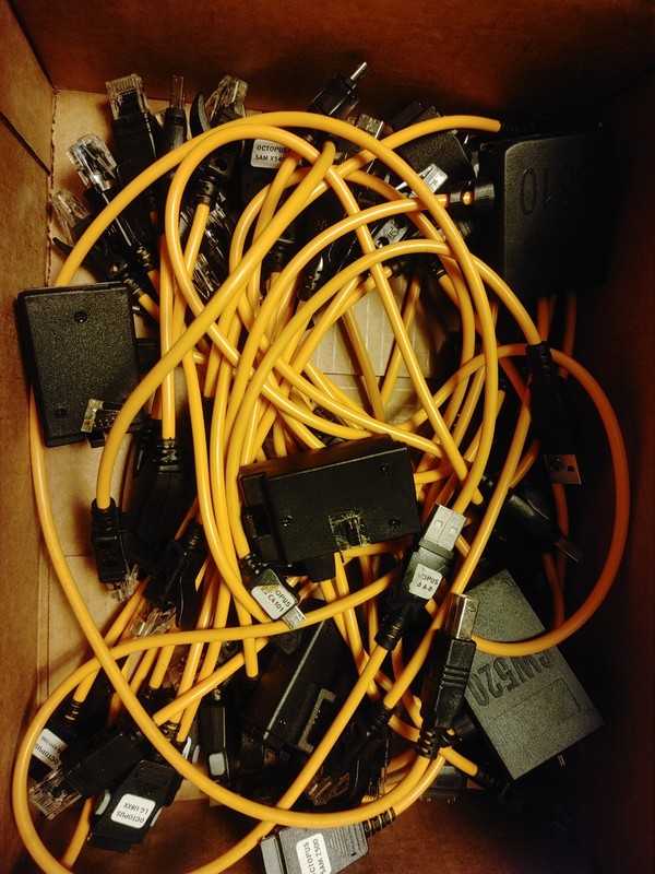Octopus Box with accessory cables gallery